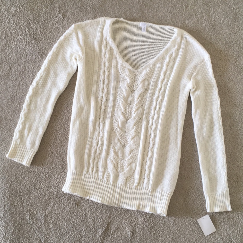 BP Ivory egret V-neck sweater